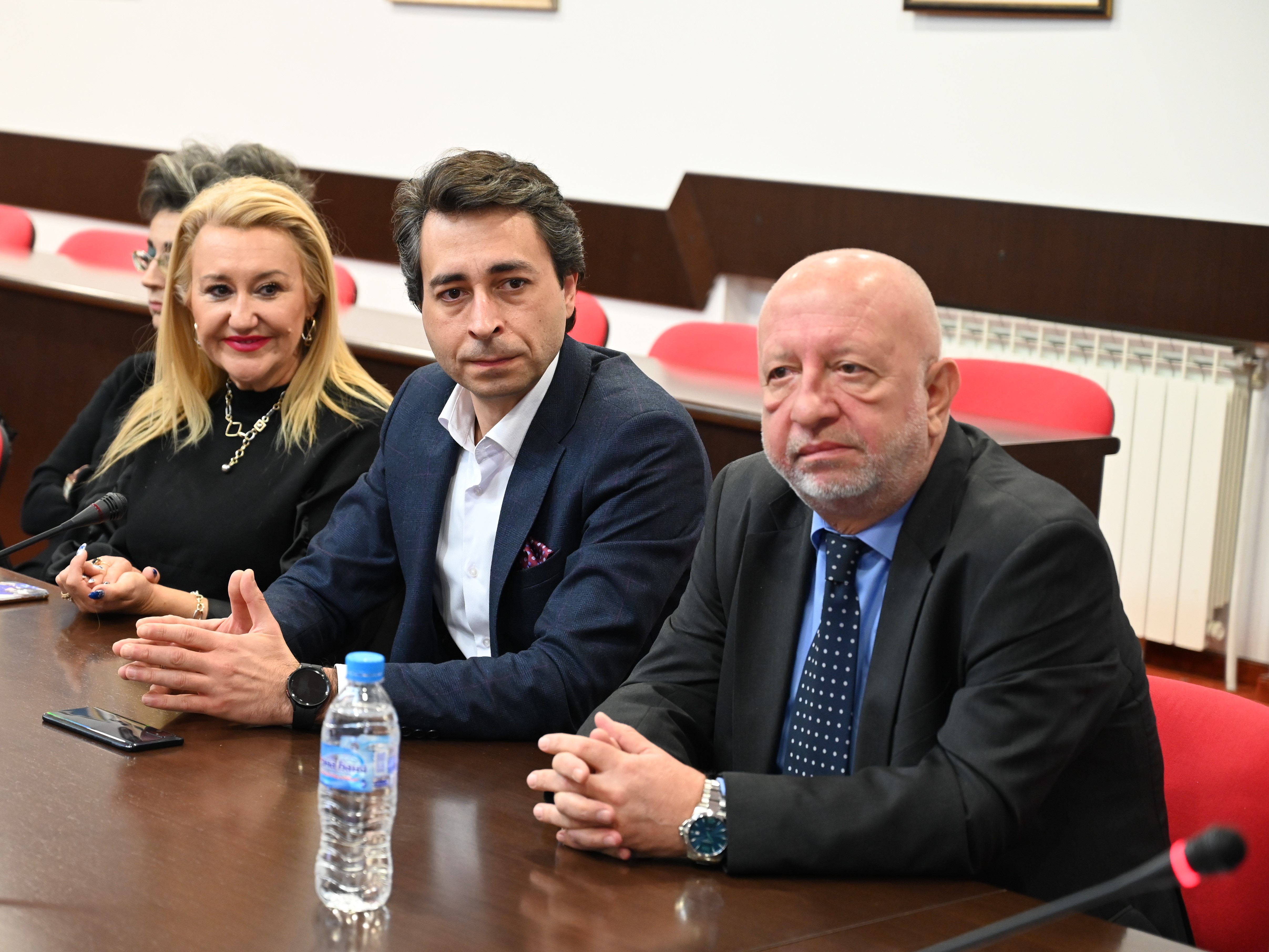 УНСС :: Кръгла маса на тема „Делото на проф. д.ик.н. Михаил Динев и ...